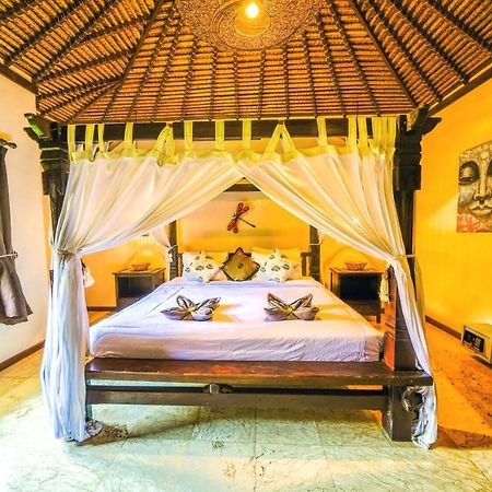 De Cinta Villa - Kuta - 5 Bedrooms - Heart Of Kuta 外观 照片