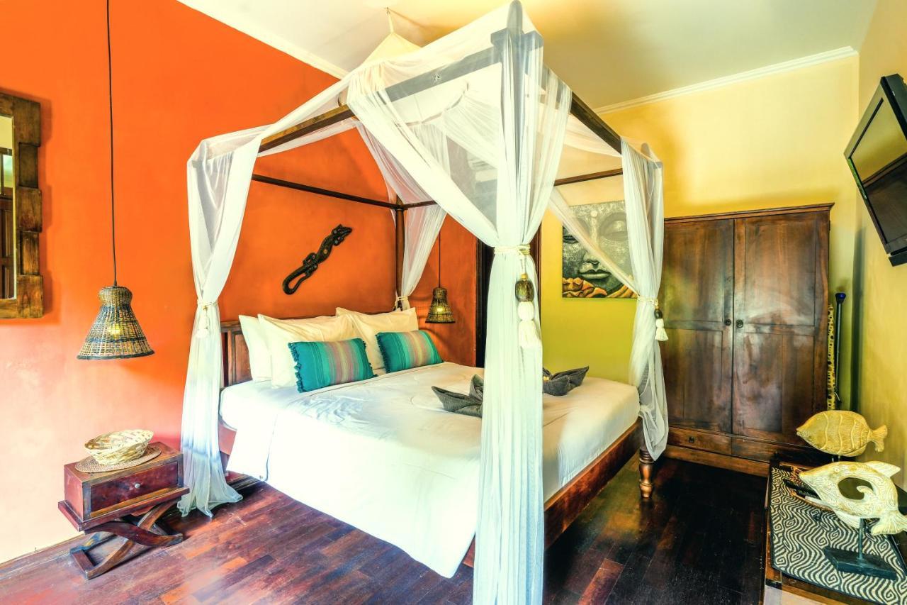 De Cinta Villa - Kuta - 5 Bedrooms - Heart Of Kuta 外观 照片